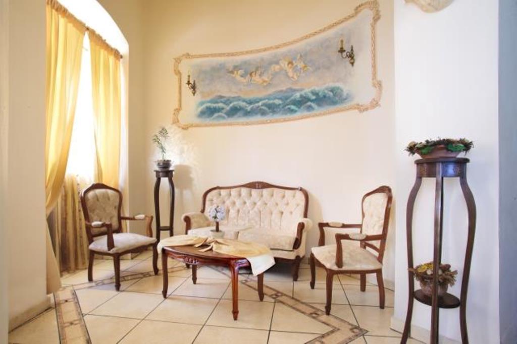 Monte Kristo Hotel