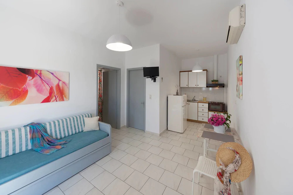 Lettas Apartments
