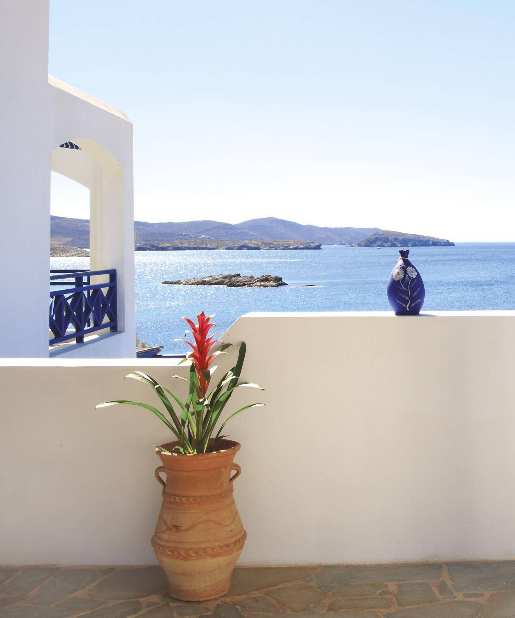 Sea View Studios