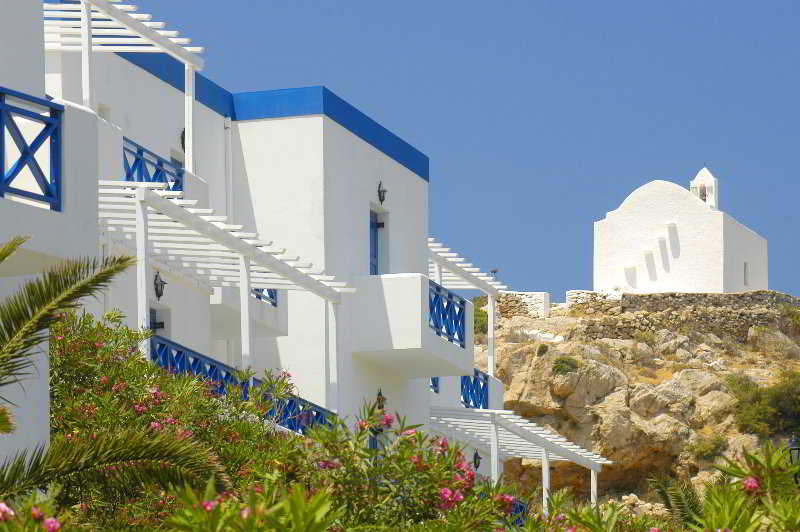 Dolphin Bay Family Beach Resort