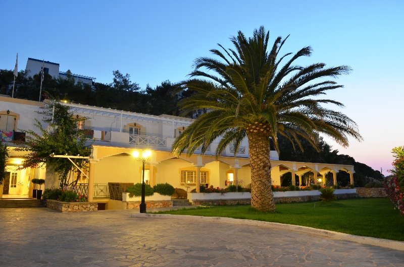 Dolphin Bay Family Beach Resort