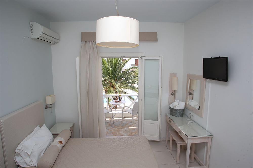 Hotel Benois