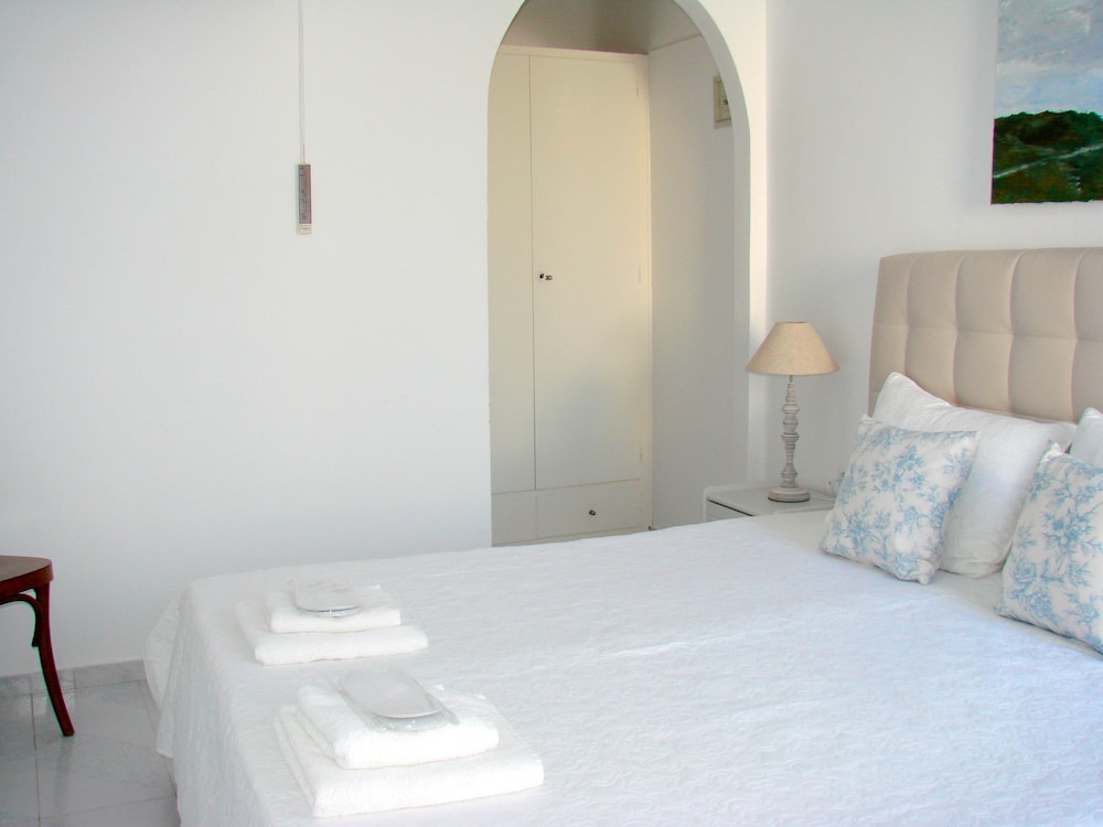 Evi Evan Hotel