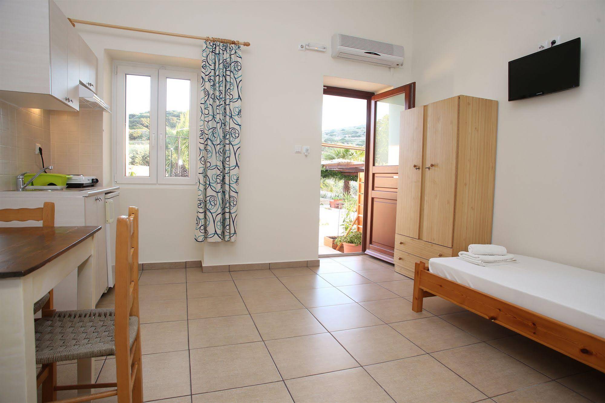Oasis Rooms and Studios