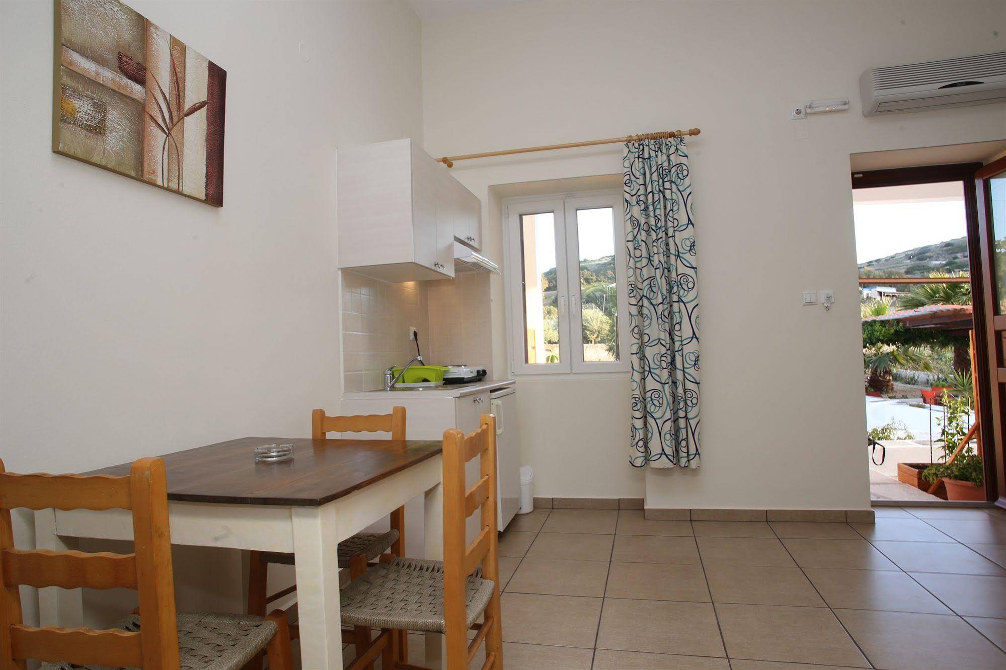 Oasis Rooms and Studios