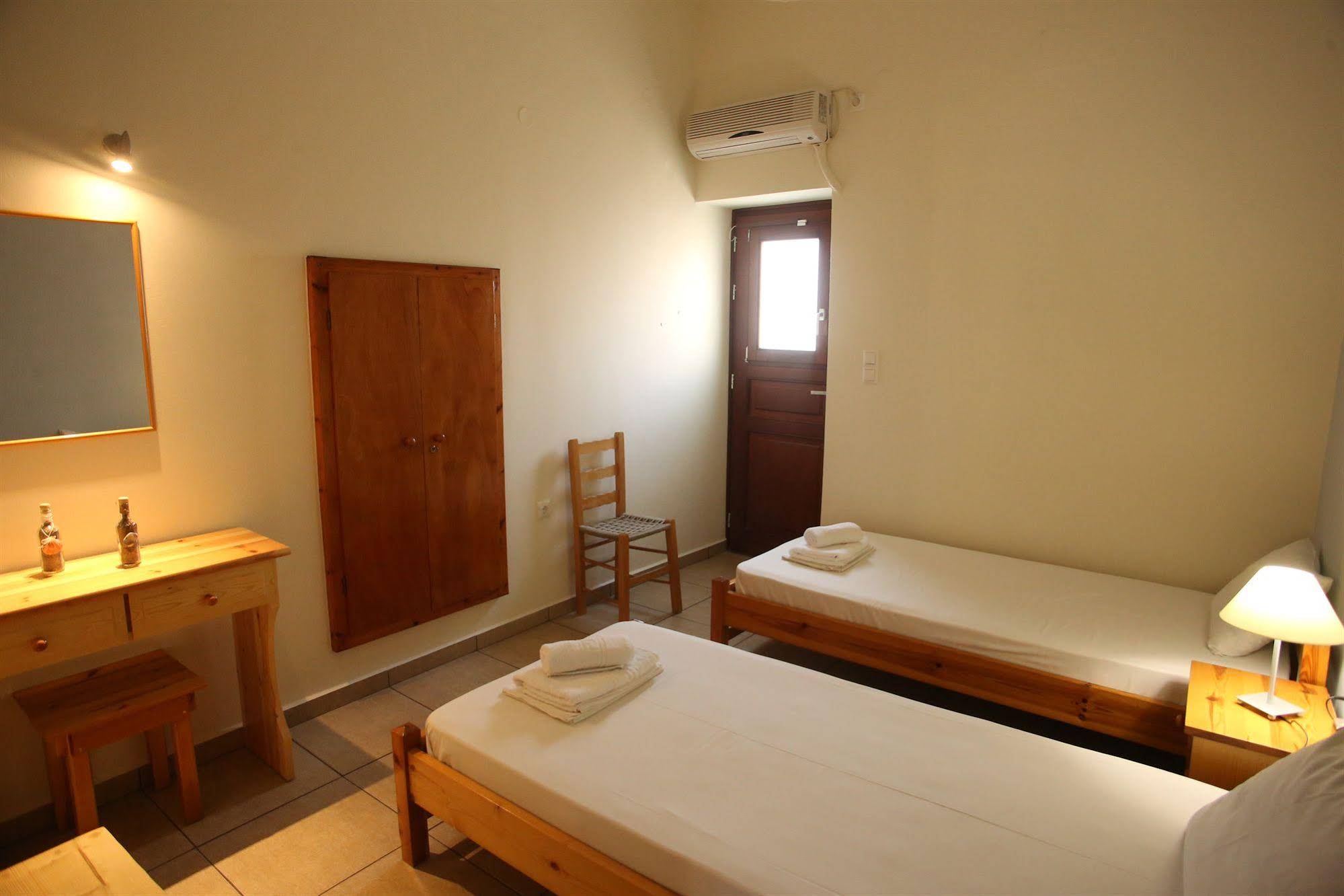Oasis Rooms and Studios