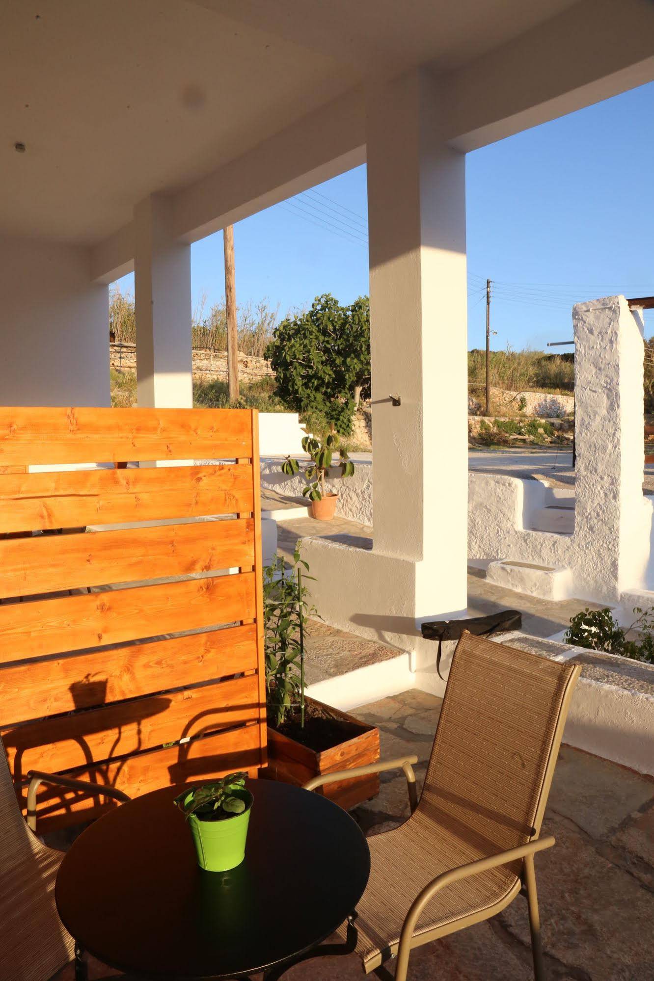 Oasis Rooms and Studios