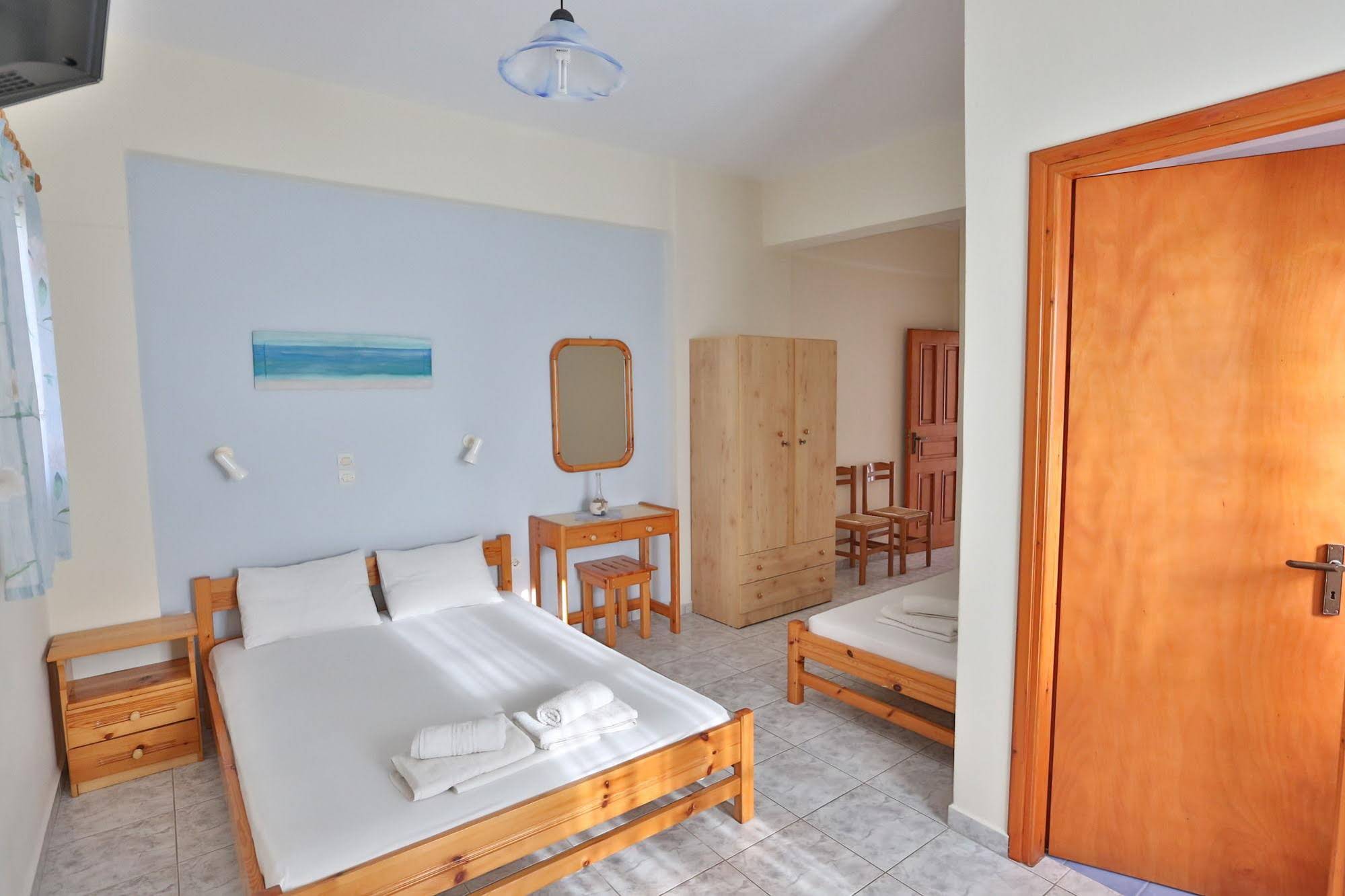 Oasis Rooms and Studios