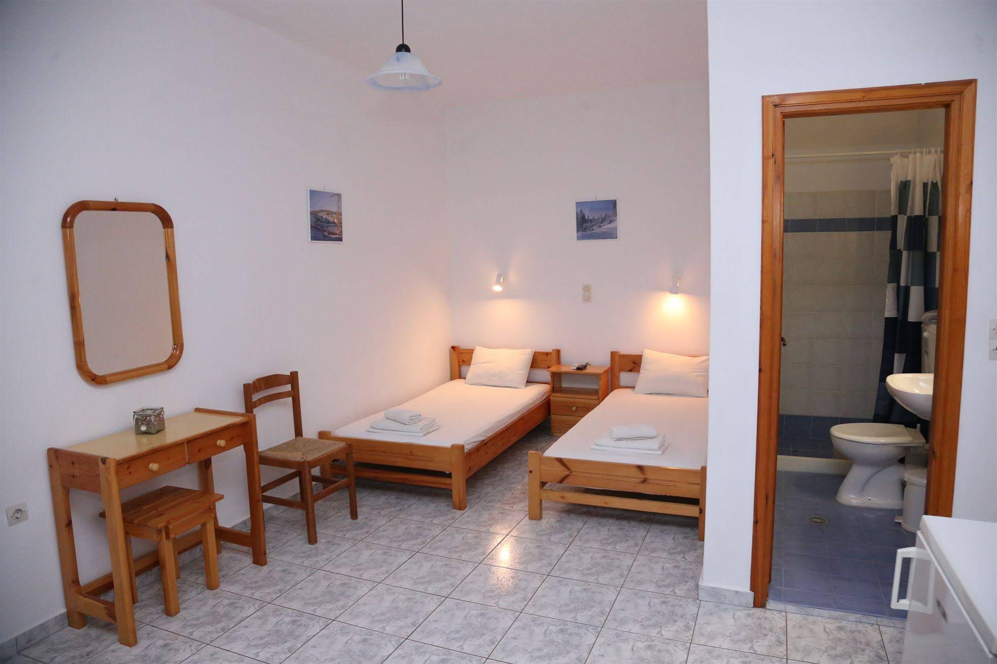 Oasis Rooms and Studios
