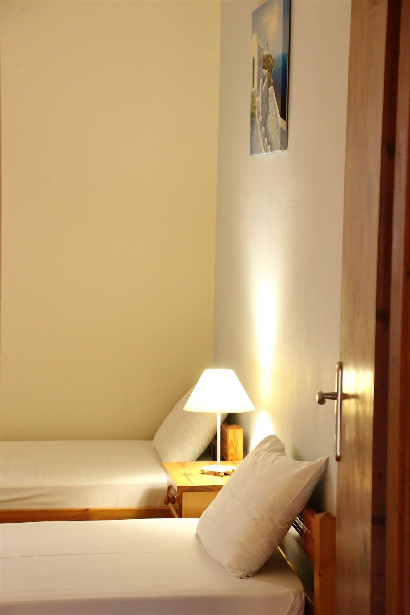 Oasis Rooms and Studios