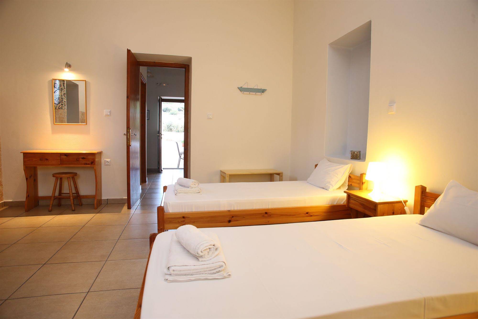 Oasis Rooms and Studios