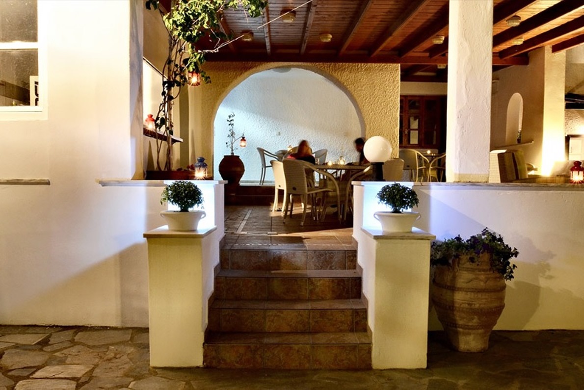 Syros Inn