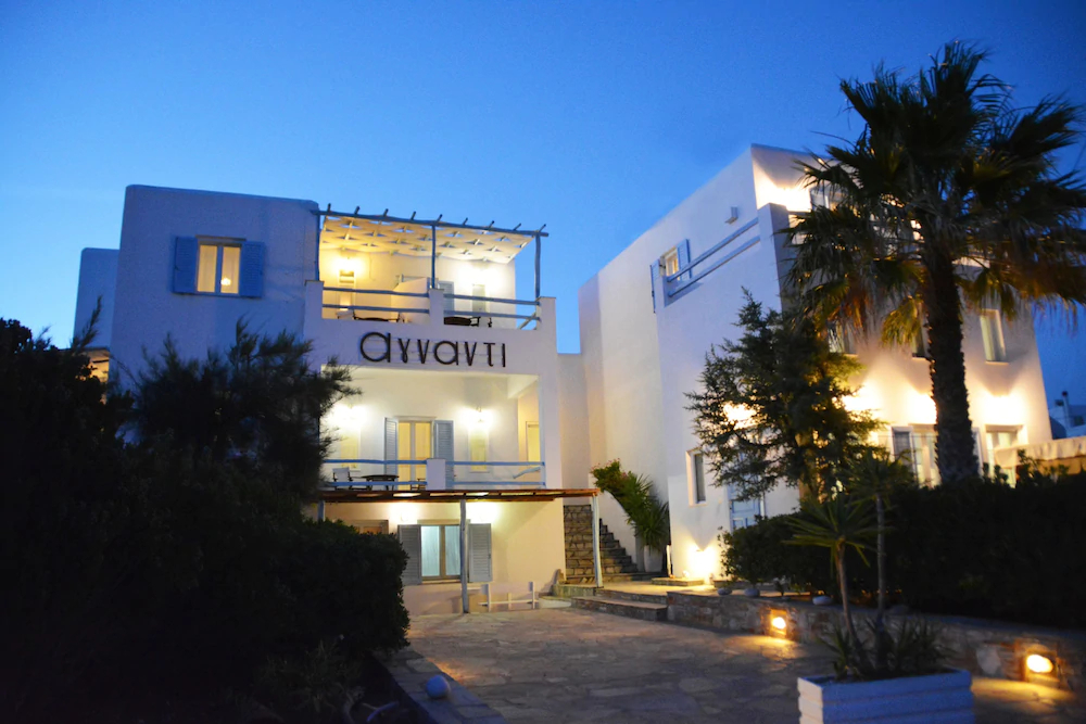 Agnadi Syros Studios & Rooms