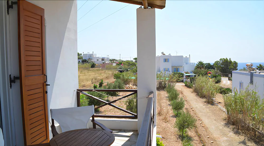 Agnadi Syros Studios & Rooms