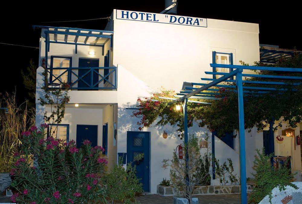 Dora's Studios & Apartments