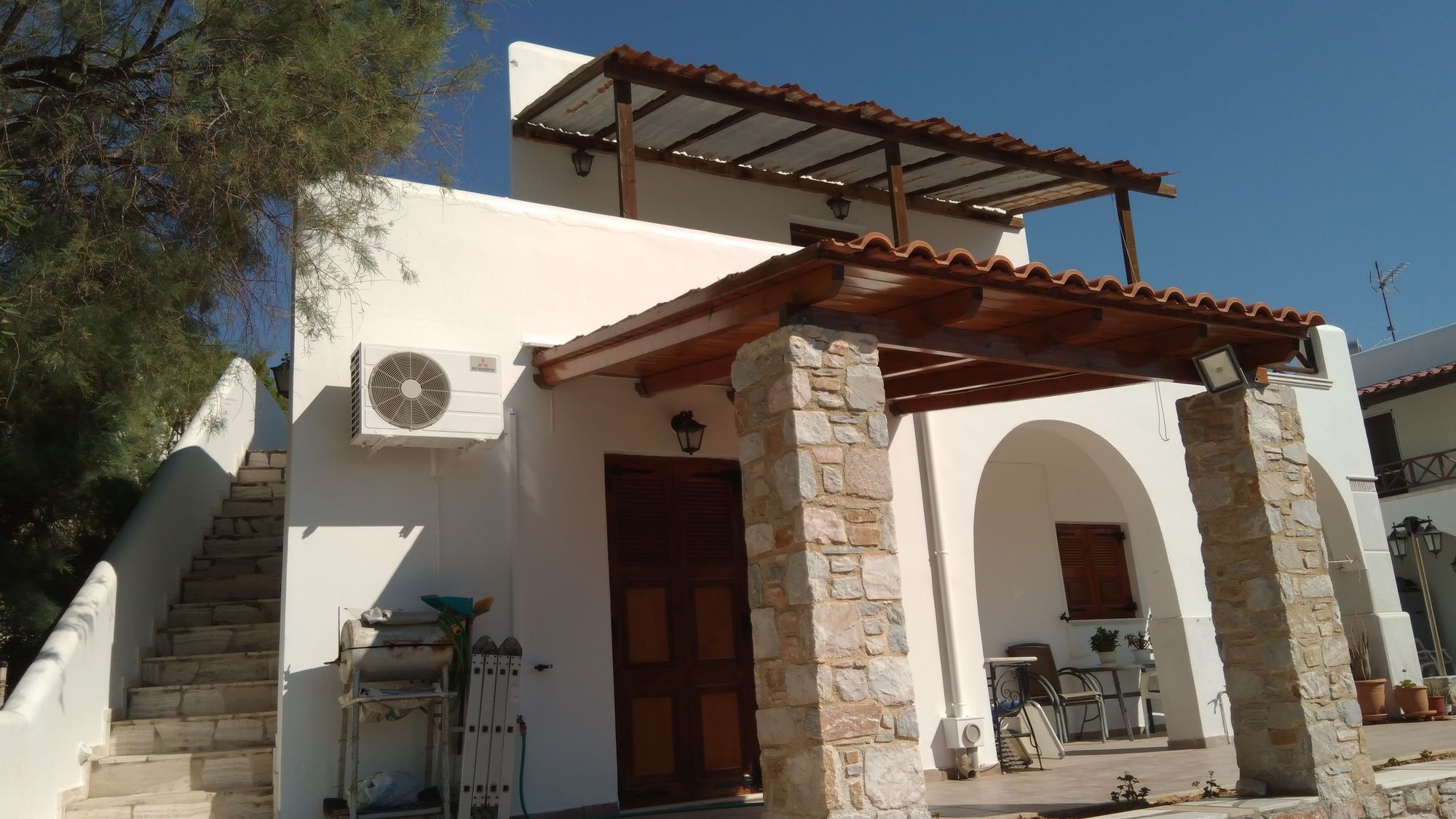 Akti Miaouli Holiday Home