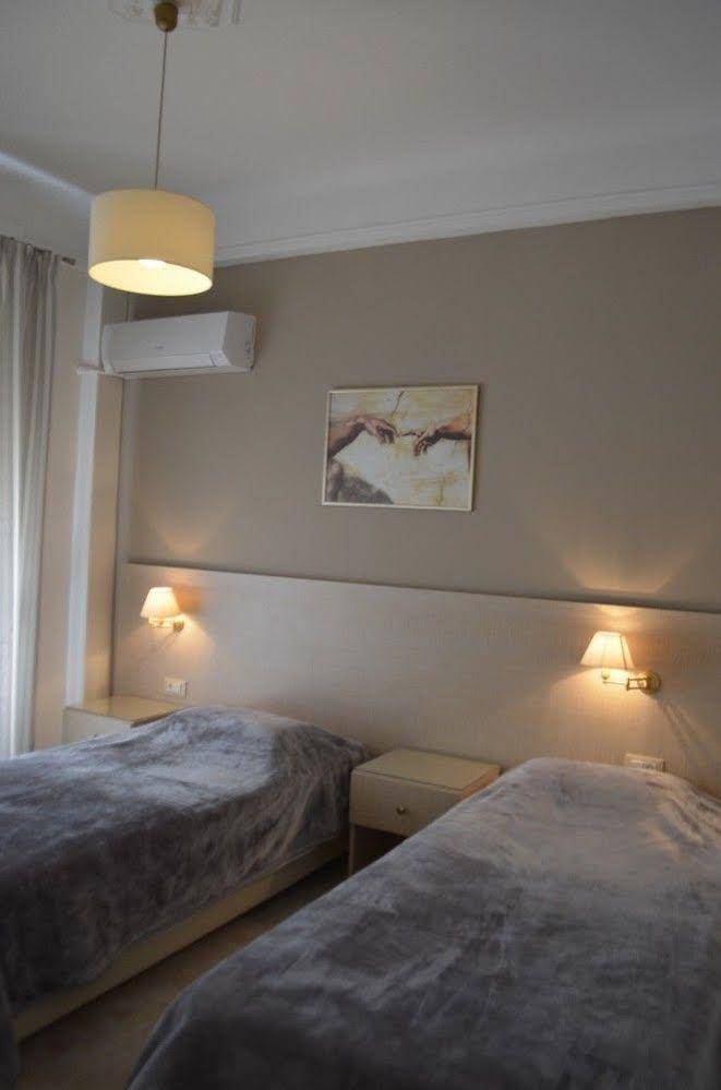 Archontissa Rooms