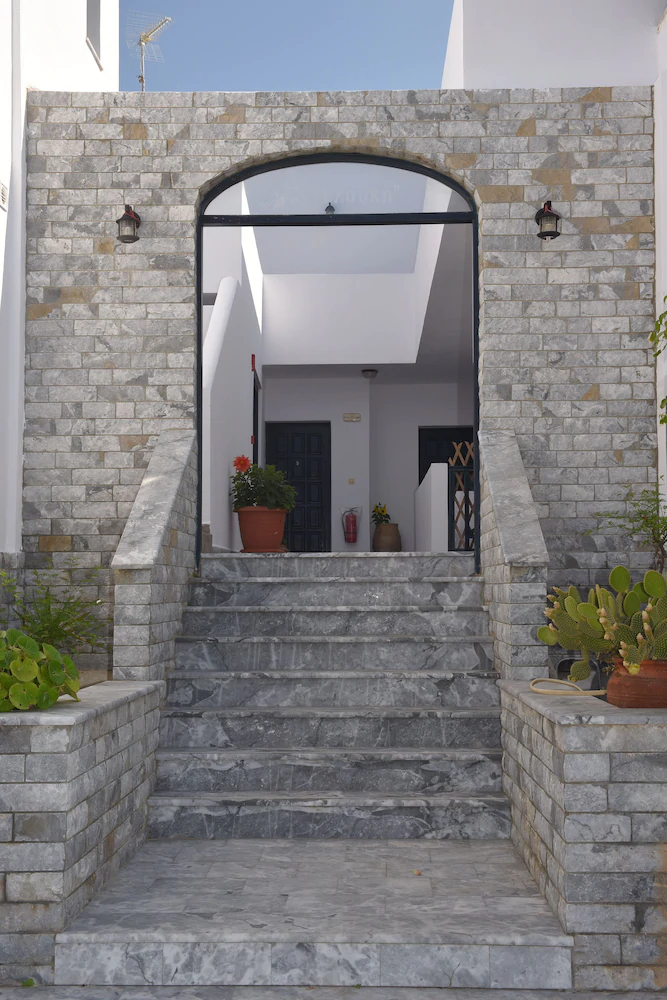 Glafki Studios & Apartments