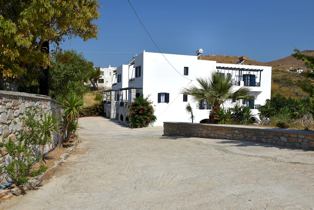 Glafki Studios & Apartments