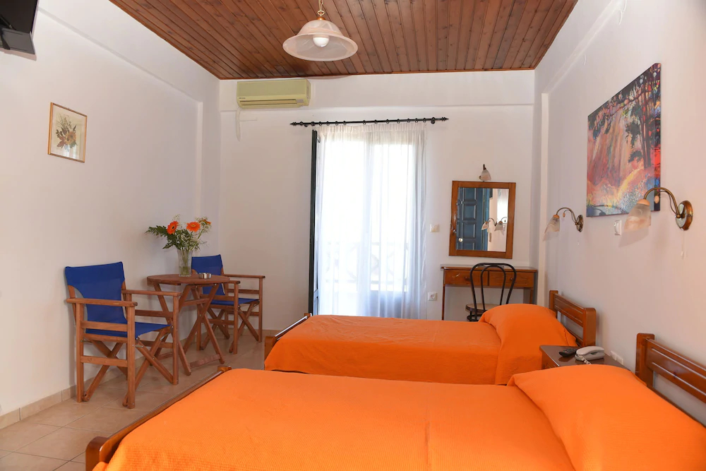 Glafki Studios & Apartments