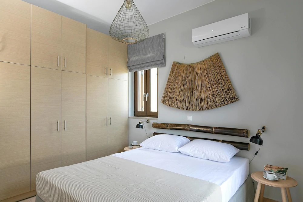 Syra Suites