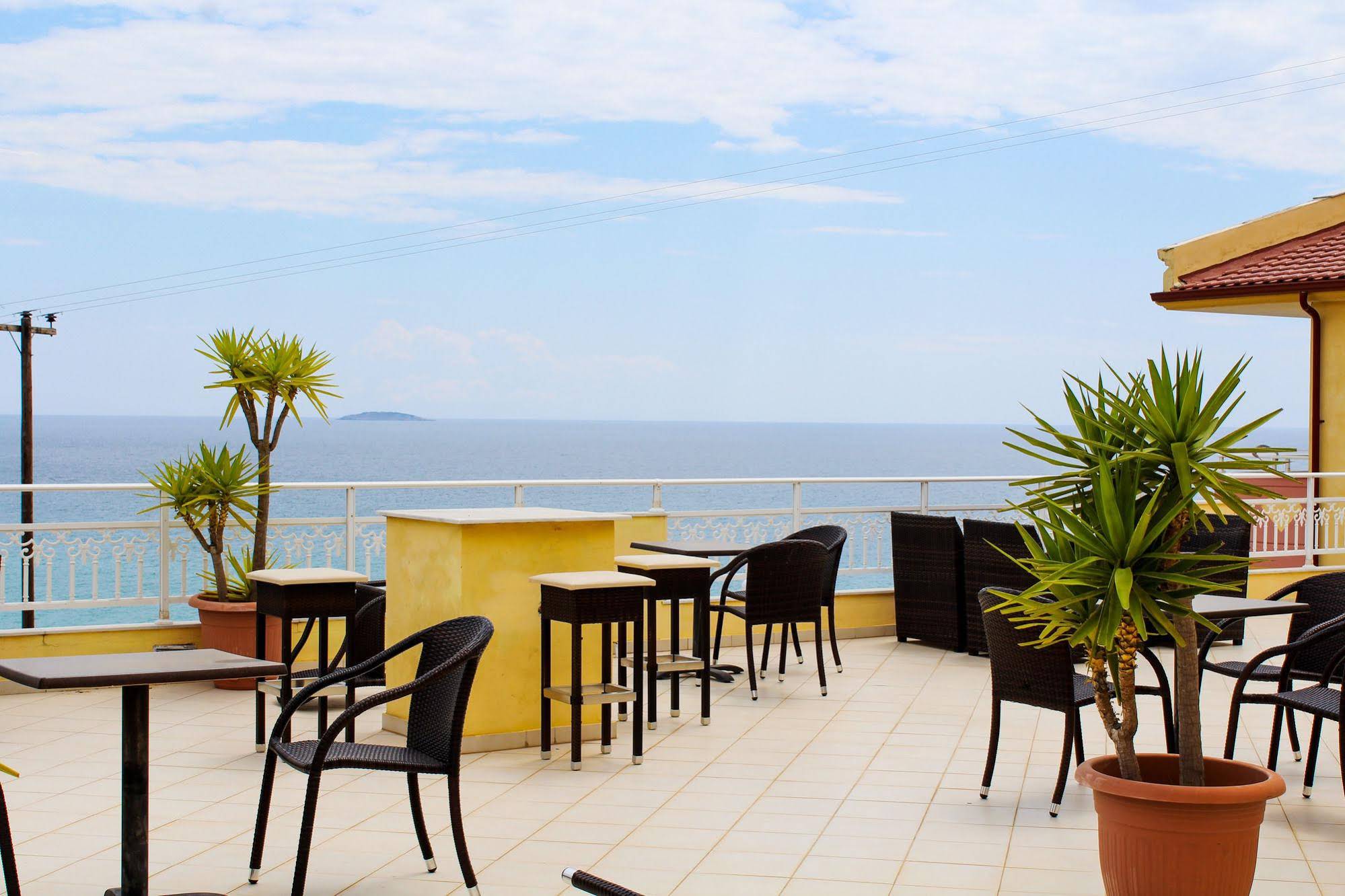 Diamond Hotel