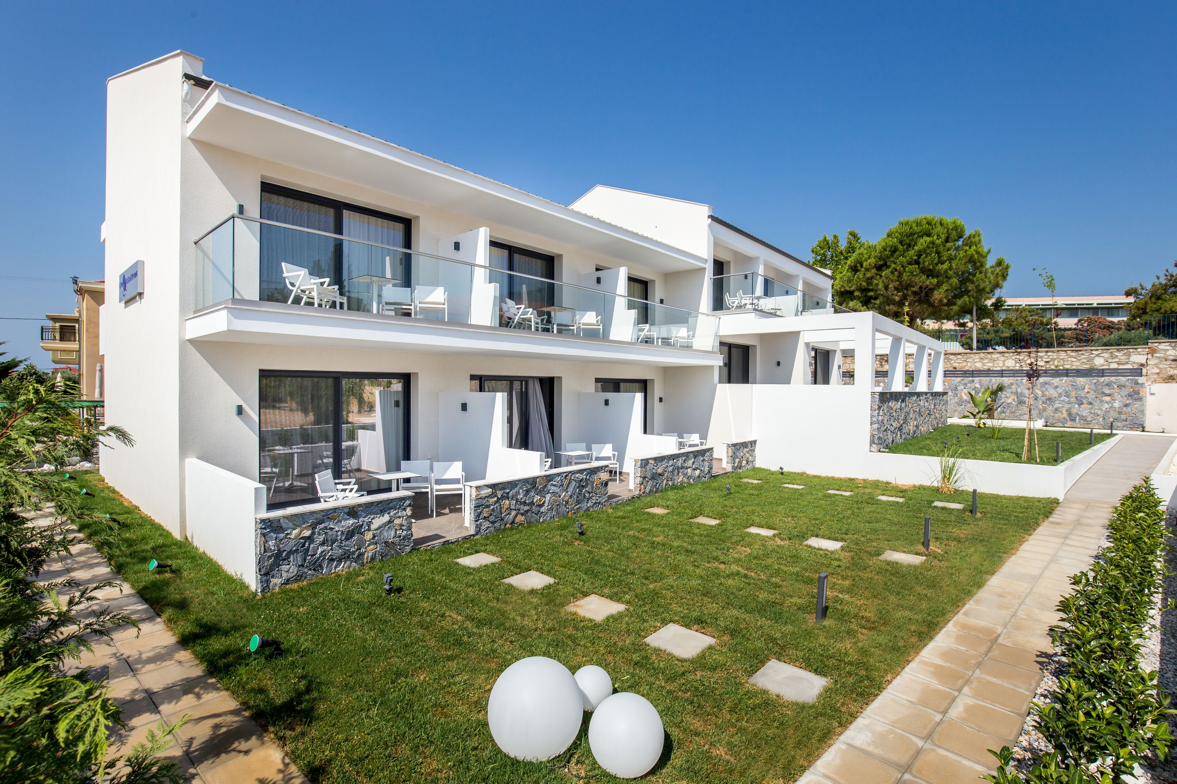 Epicentrum Suites