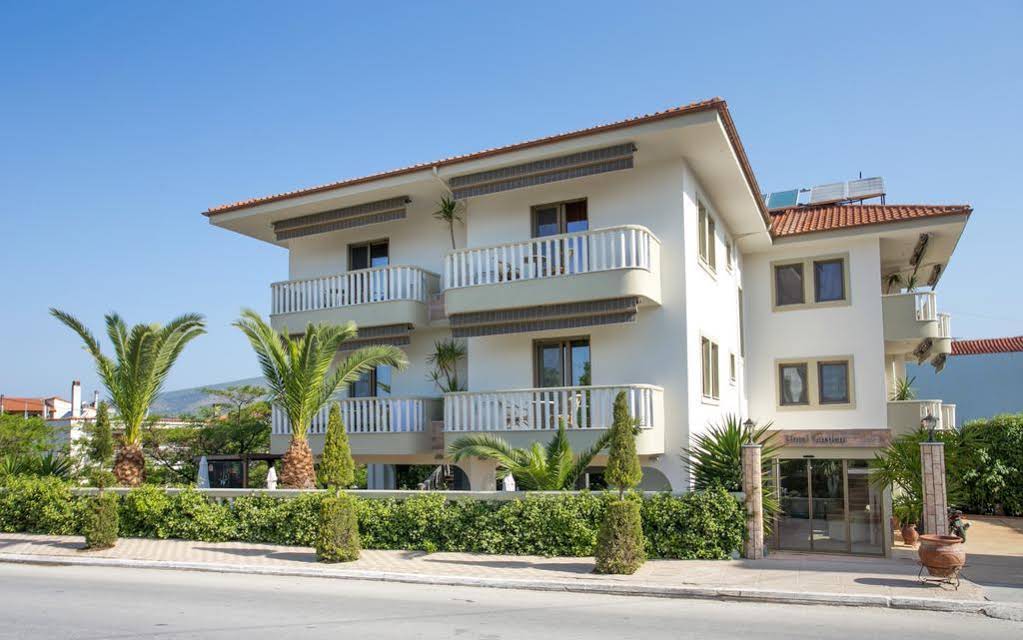 Garden Hotel