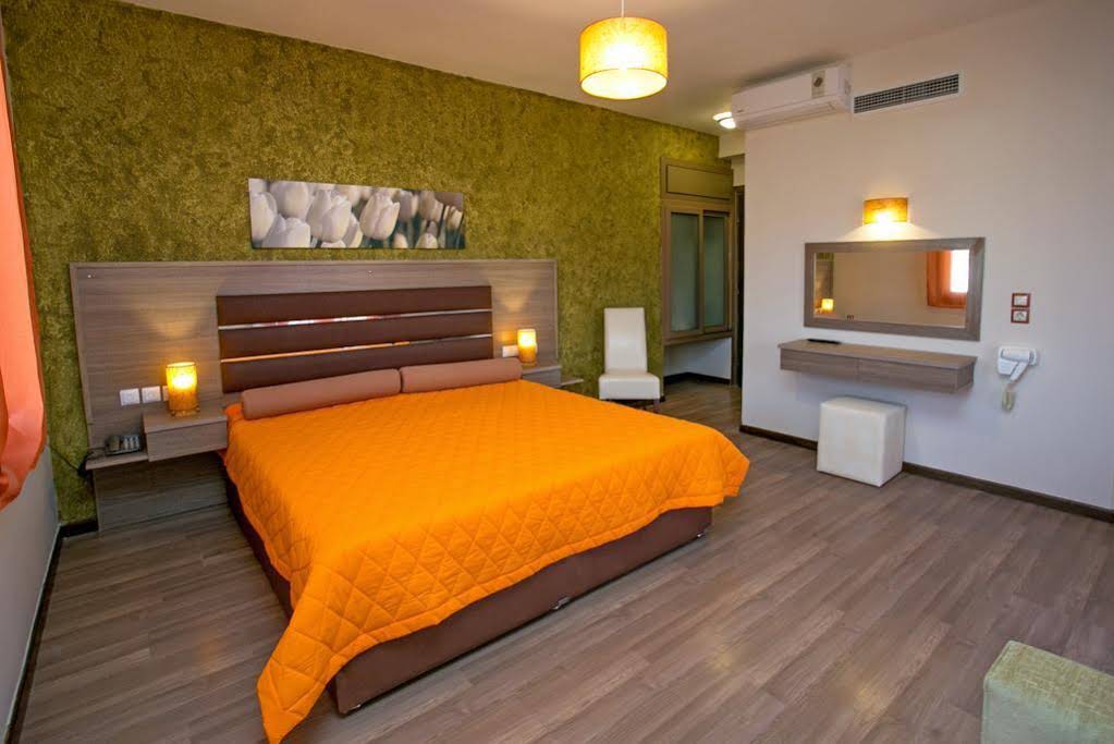 Garden Hotel