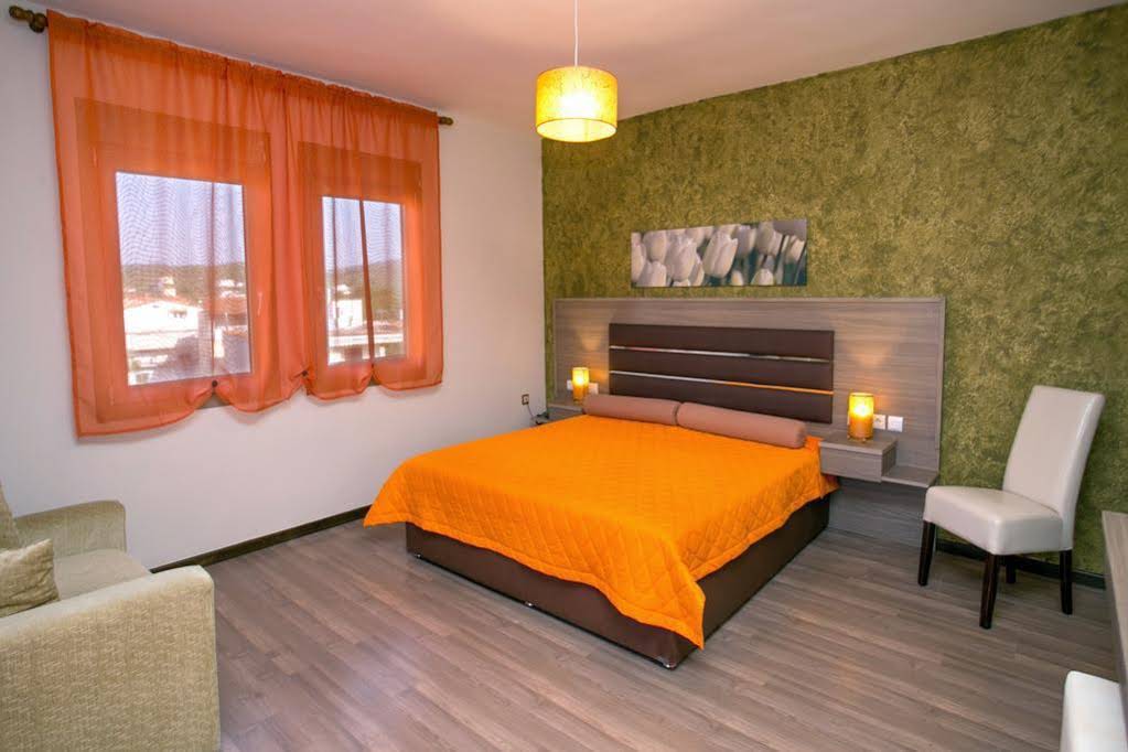 Garden Hotel
