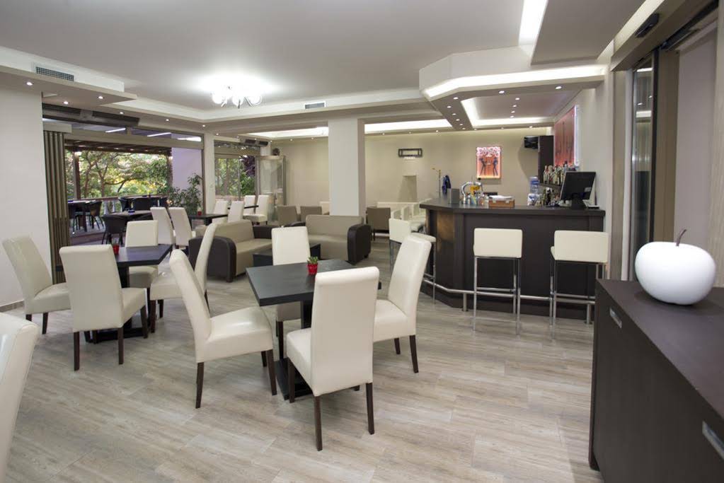 Garden Hotel