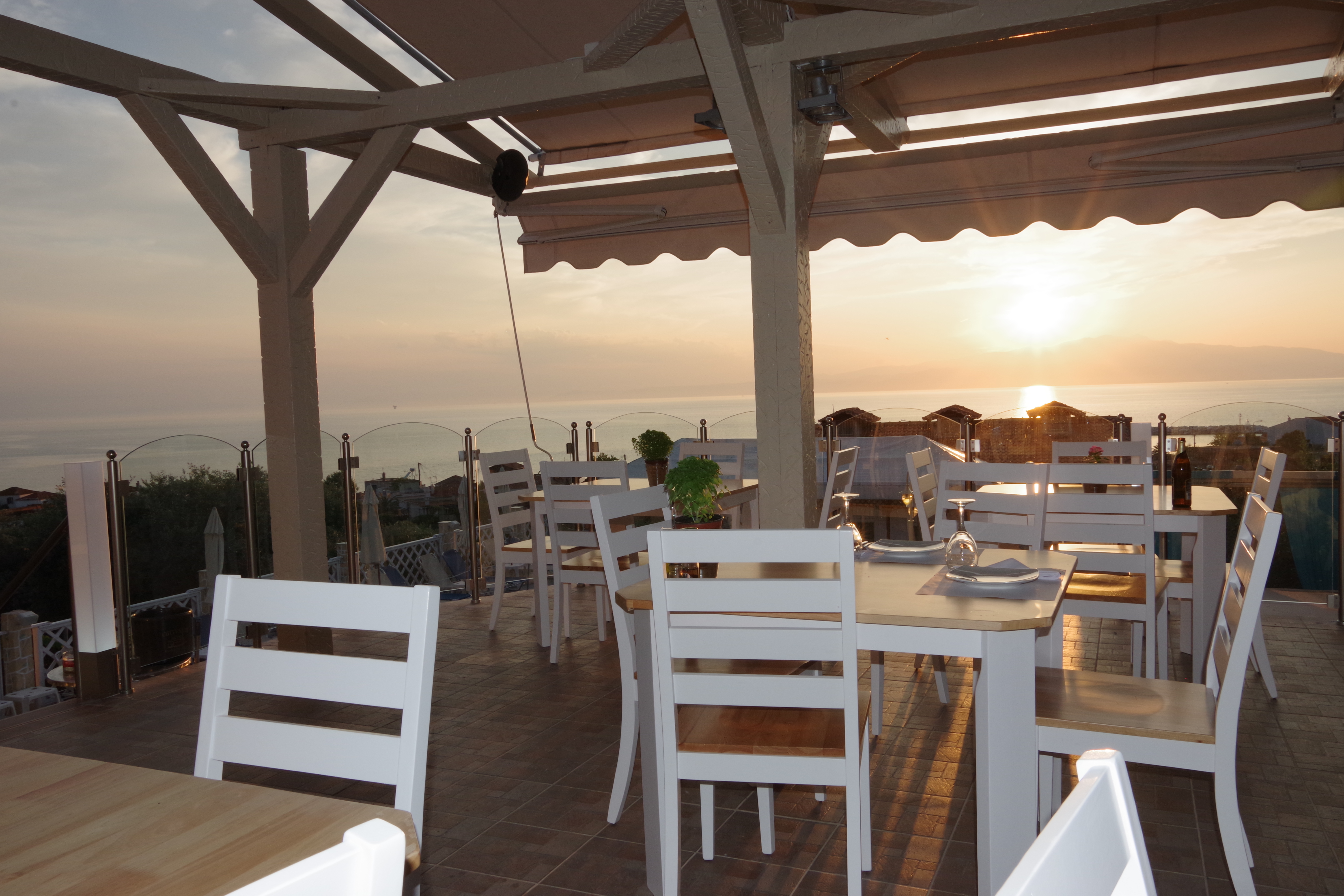Anny Residences & Suites