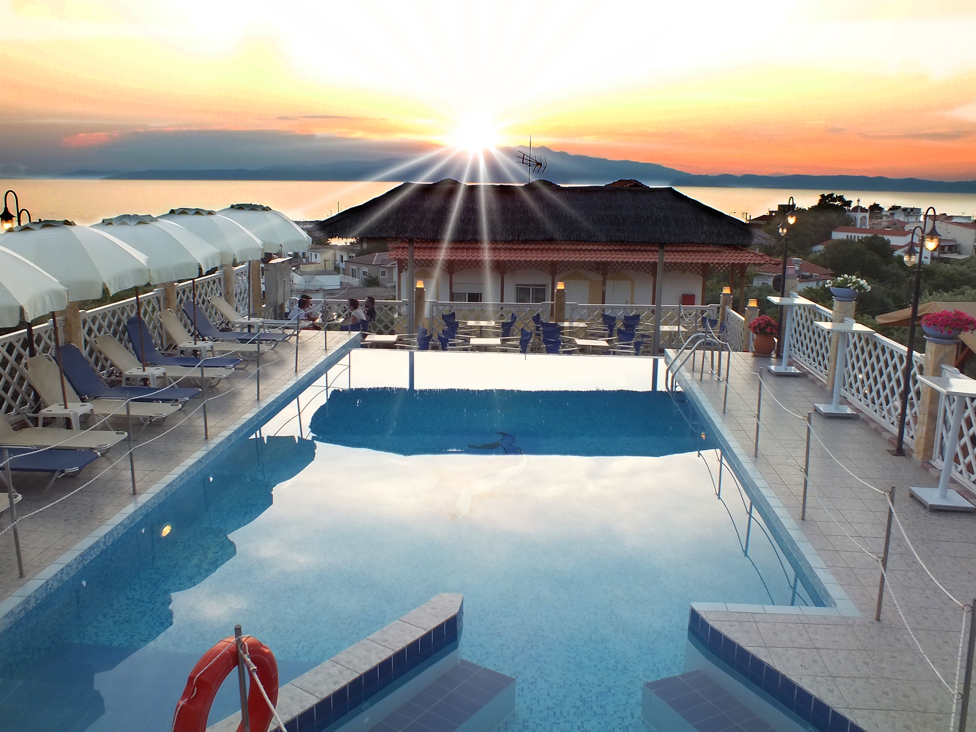 Anny Residences & Suites