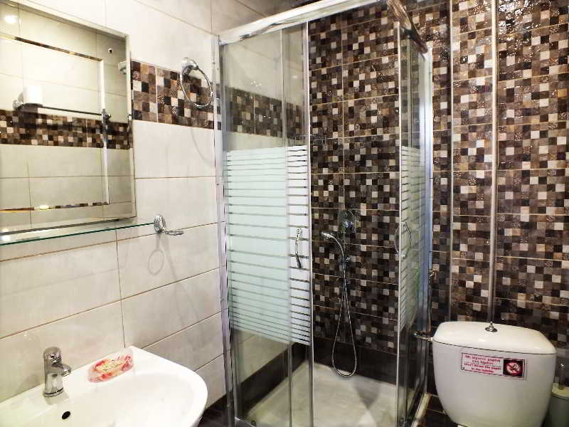 Anny Residences & Suites