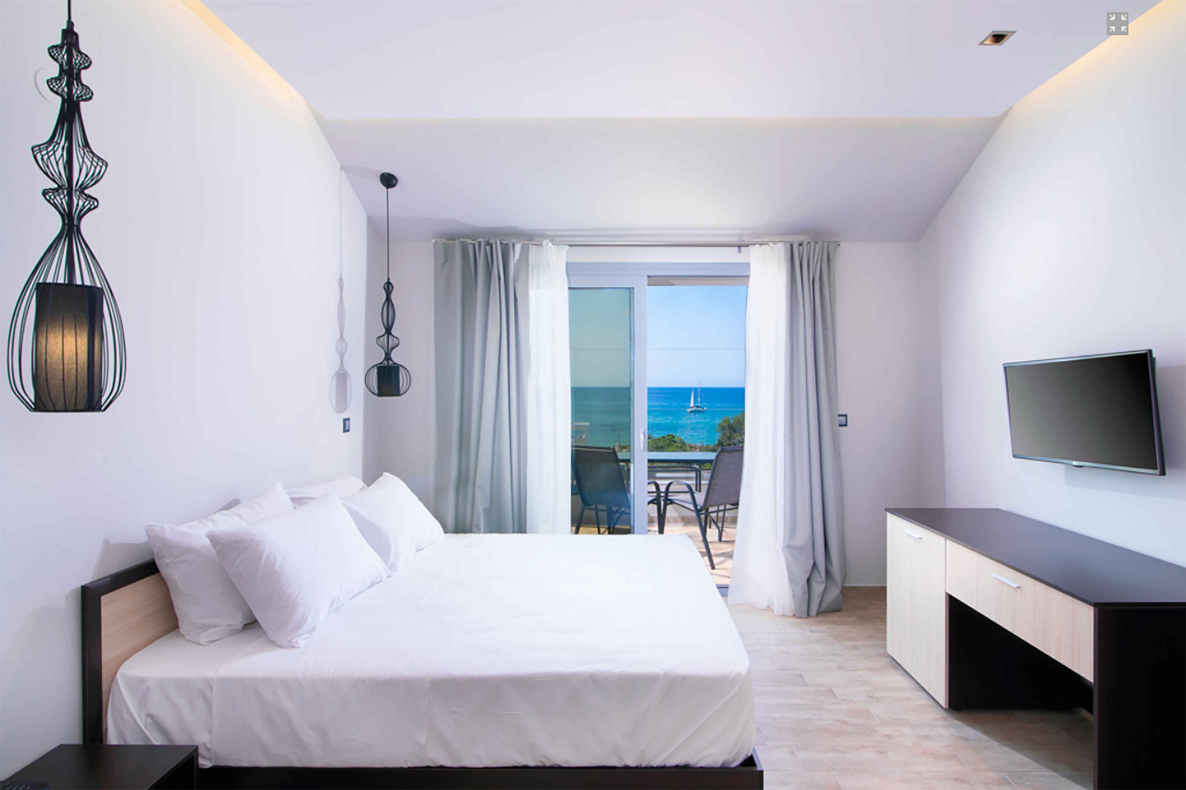 The Dome Luxury Hotel