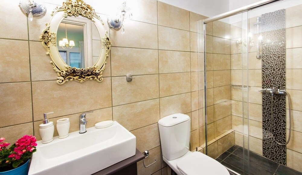 Vintage Place Rooms
