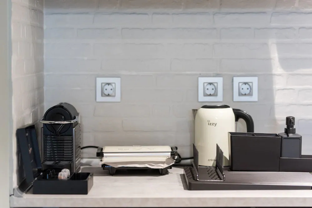 Oinoelia Luxury Suites & Residence