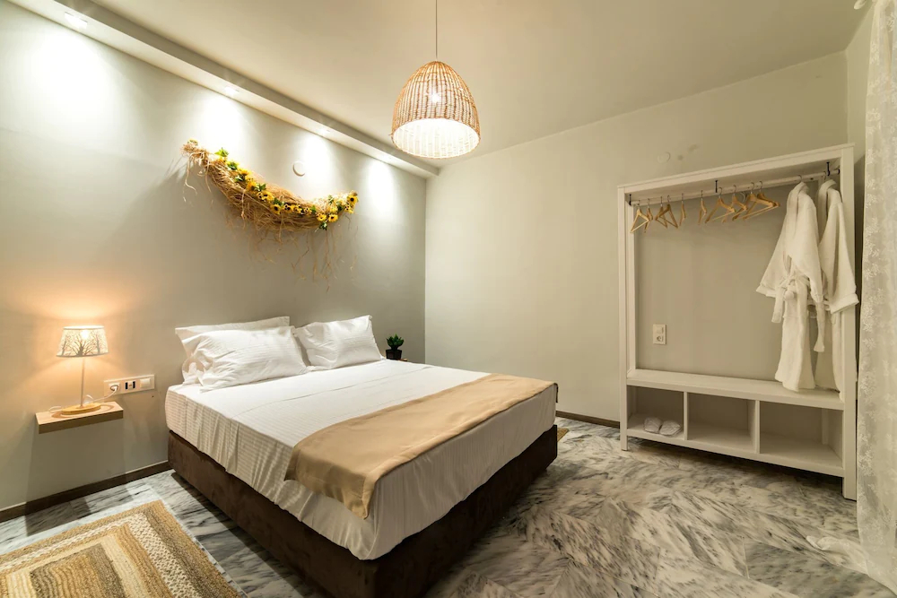 Oinoelia Luxury Suites & Residence