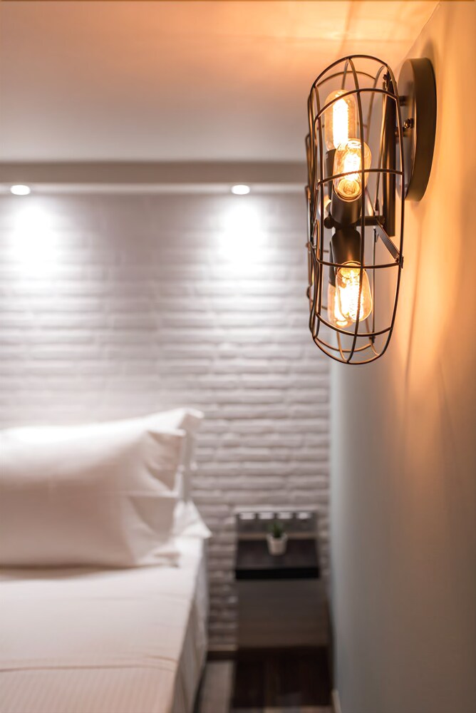 Oinoelia Luxury Suites & Residence