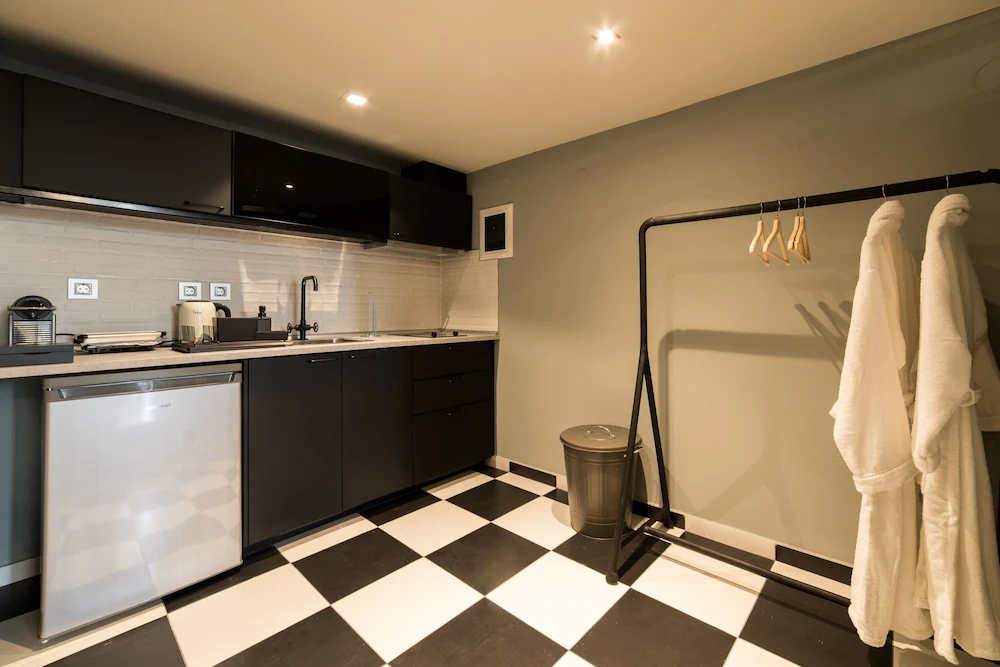 Oinoelia Luxury Suites & Residence