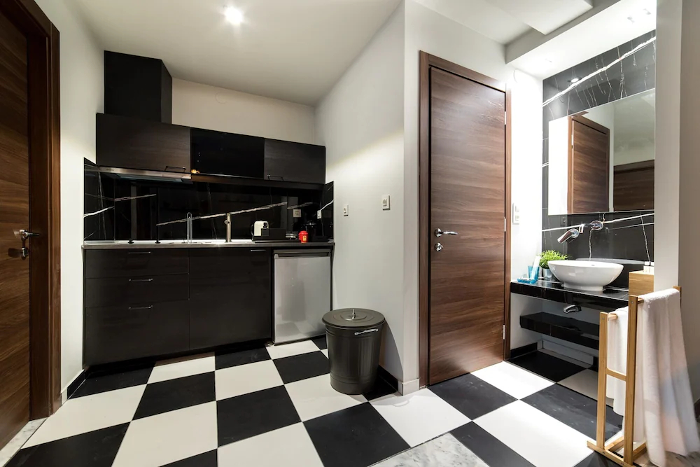 Oinoelia Luxury Suites & Residence