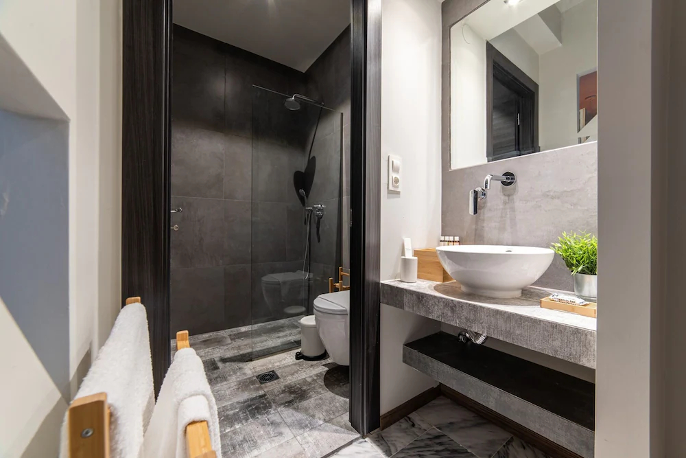 Oinoelia Luxury Suites & Residence