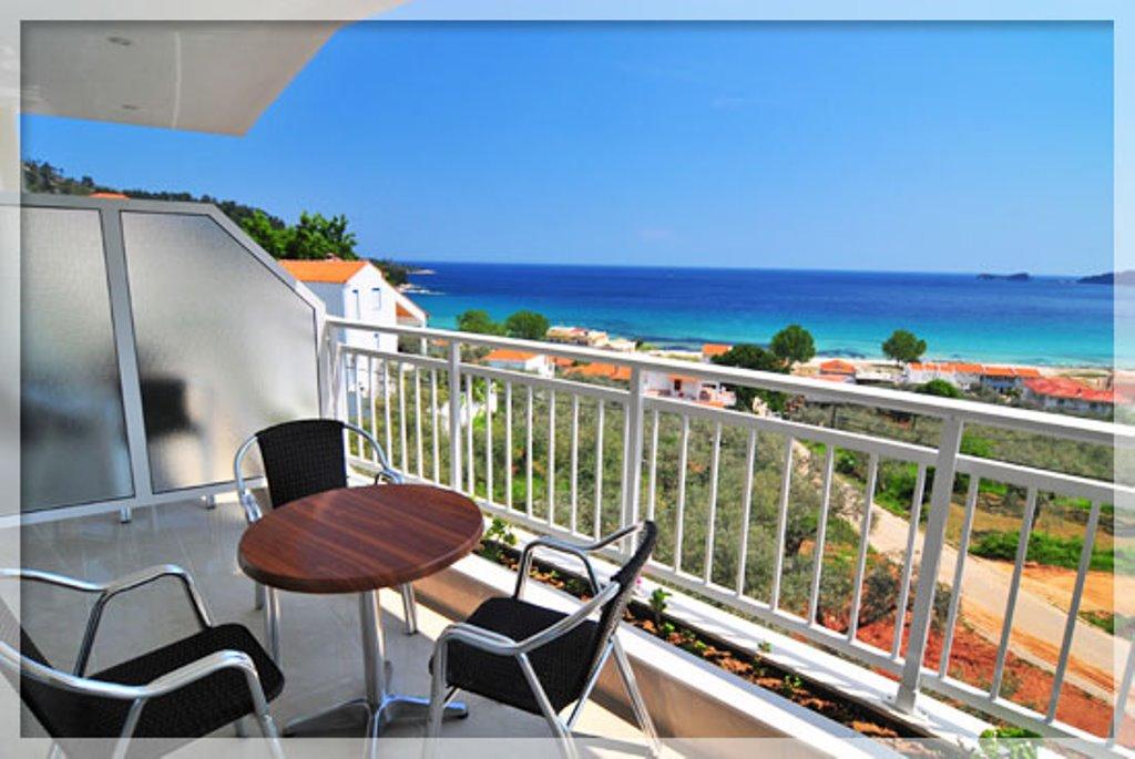 Hotel Emerald & Suites