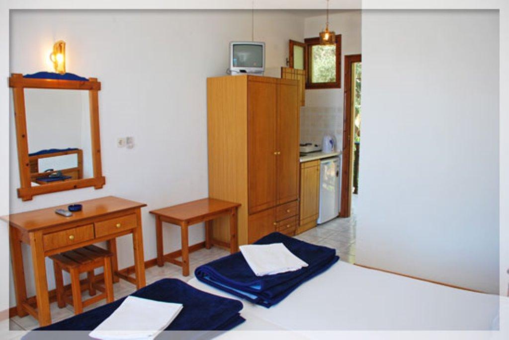 Hotel Emerald & Suites