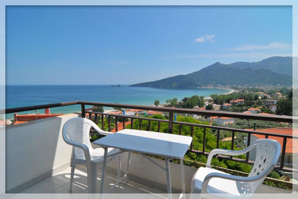 Hotel Emerald & Suites