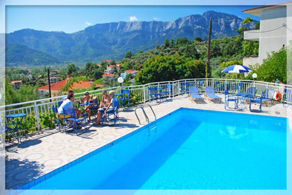 Hotel Emerald & Suites