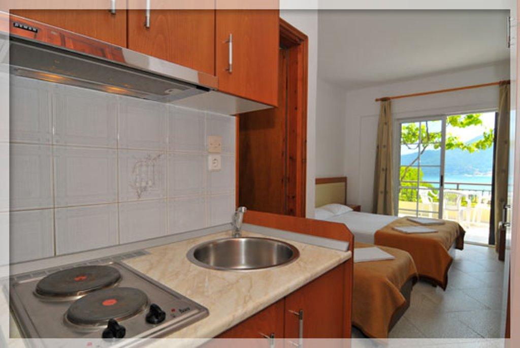 Hotel Emerald & Suites