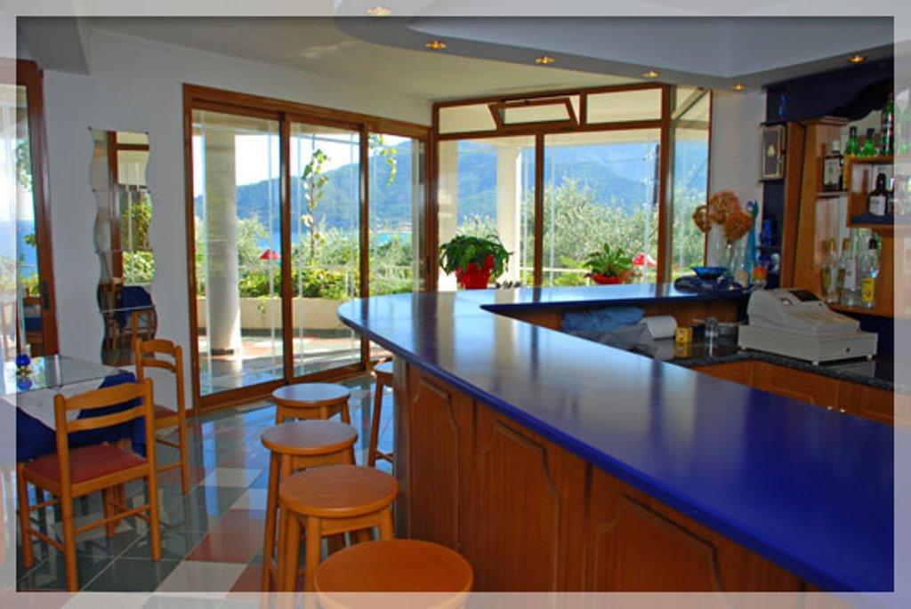 Hotel Emerald & Suites