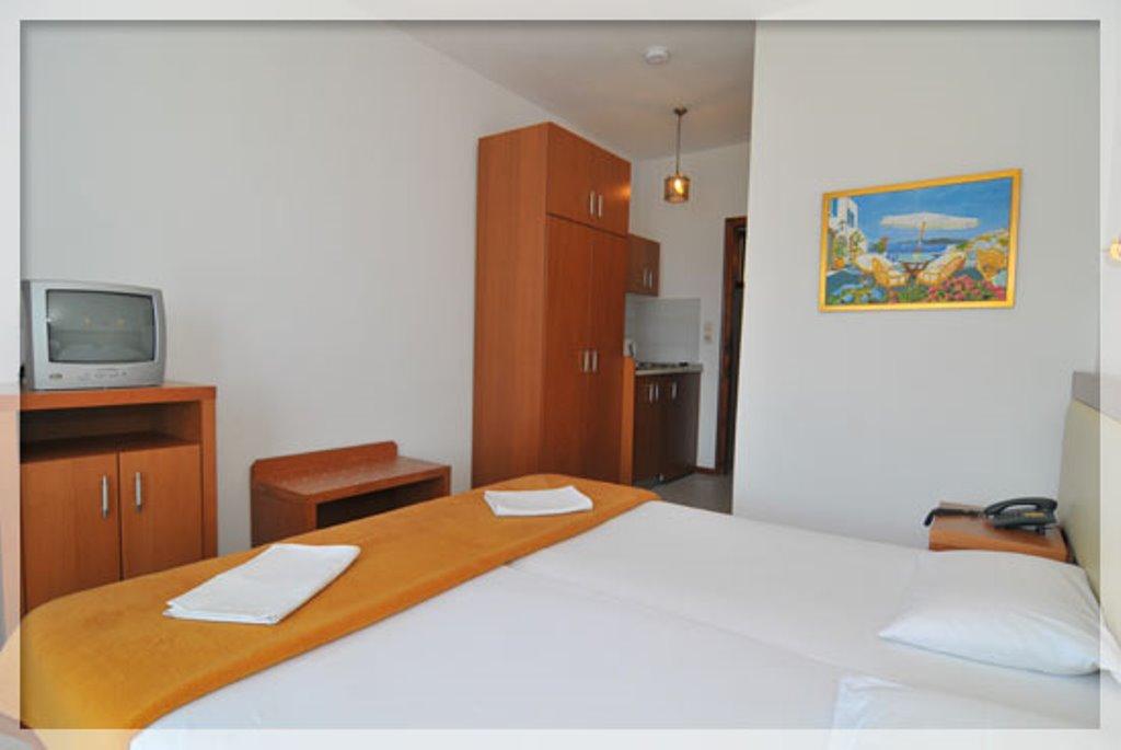 Hotel Emerald & Suites