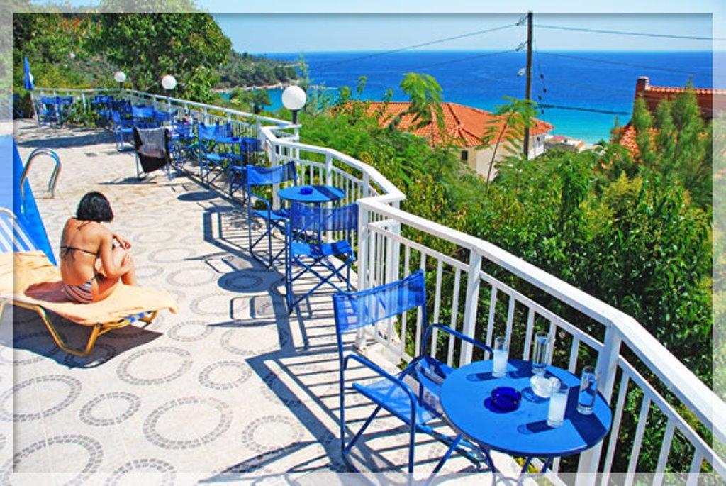 Hotel Emerald & Suites